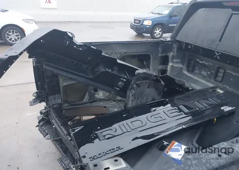 2025 Honda Ridgeline Trailsport z USA, uszkodzony, nr VIN 5FPYK3F68SB006327